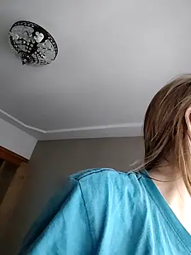 SandyCassie online show from January 8, 8:05 am