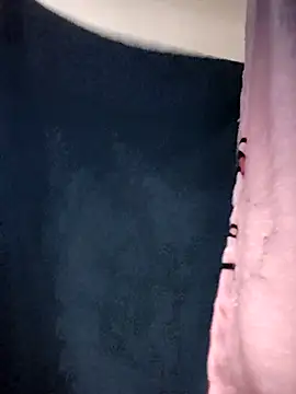 SandyCassie online show from April 26, 5:27 am