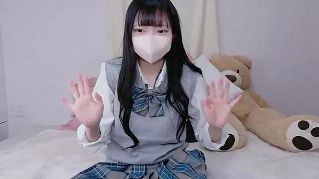 Snapshot of Mirai_oO16Oo chatting on October 22, 7:41 am Mirai oO16Oo online show from October 22, 7:41 am