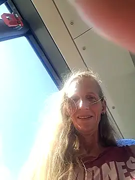 Snapshot of Cheryl_F chatting on May 29, 2:37 pm Cheryl F online show from May 29, 2:37 pm
