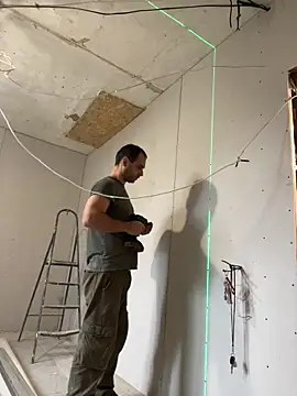 Snapshot of AndyLynn chatting on October 21, 8:26 am AndyLynn online show from October 21, 8:26 am