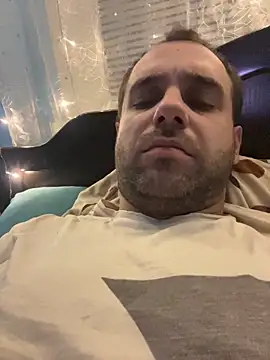 Snapshot of AndyLynn chatting on October 25, 6:46 pm AndyLynn online show from October 25, 6:46 pm