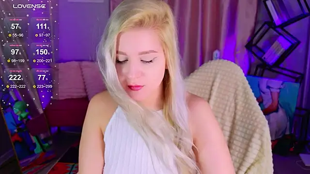 cold blondie online show from May 24, 5:45 am