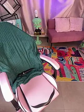 cold blondie online show from July 11, 5:32 am