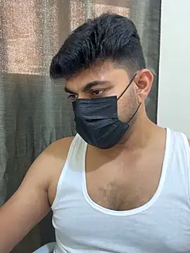 Snapshot of Handsome8677 chatting on June 3, 7:44 am Handsome8677 online show from June 3, 7:44 am