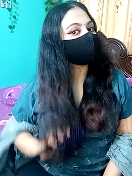 Snapshot of Porimoni22 chatting on May 6, 2:40 am Porimoni22 online show from May 6, 2:40 am
