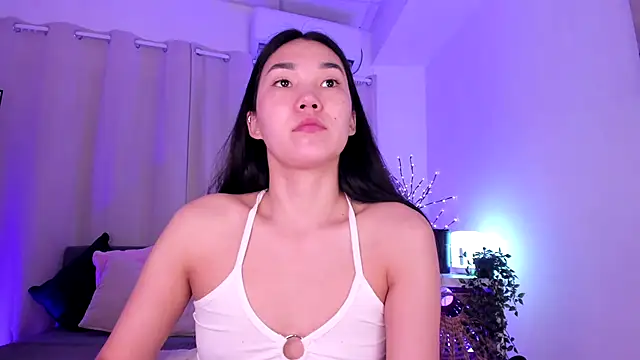 Divine Madeleine online show from June 29, 6:08 am