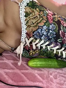 Snapshot of Su-115 chatting on November 14, 8:57 am Su-115 online show from November 14, 8:57 am