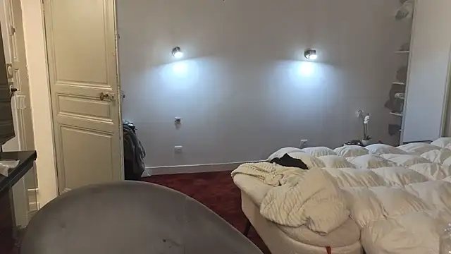 Lailawick online show from December 13, 8:58 pm