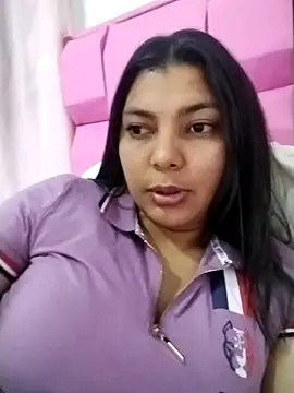 MyaShy online show from February 2, 6:06 pm