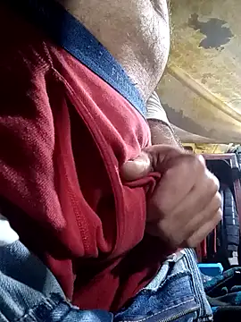 Snapshot of Cogelonregio chatting on October 30, 7:43 am Cogelonregio online show from October 30, 7:43 am