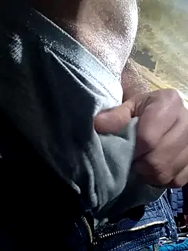 Snapshot of Cogelonregio chatting on November 28, 6:27 am Cogelonregio online show from November 28, 6:27 am