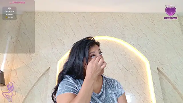 Snapshot of Antonella_Russo1 chatting on May 8, 1:49 pm Antonella Russo1 online show from May 8, 1:49 pm