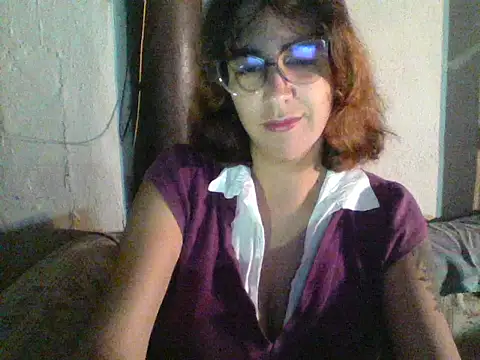 Snapshot of Dani_ela91 chatting on October 23, 3:17 am Dani ela91 online show from October 23, 3:17 am