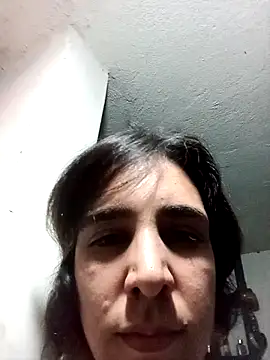 Snapshot of Dani_ela91 chatting on April 15, 12:39 am Dani ela91 online show from April 15, 12:39 am