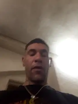 Snapshot of Stormandloganxxx chatting on December 4, 3:32 pm Stormandloganxxx online show from December 4, 3:32 pm