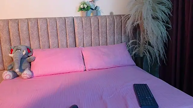 Snapshot of LittleStar_SM chatting on November 30, 3:54 am LittleStar SM online show from November 30, 3:54 am