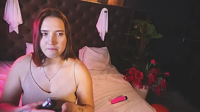 AmiraChase online show from October 27, 1:37 pm