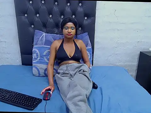 DaisyGirlxx online show from November 3, 12:17 pm