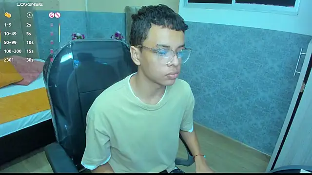 Xavier Fox    online show from November 5, 12:27 pm