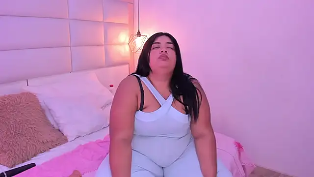 Sara clk online show from January 14, 7:52 pm