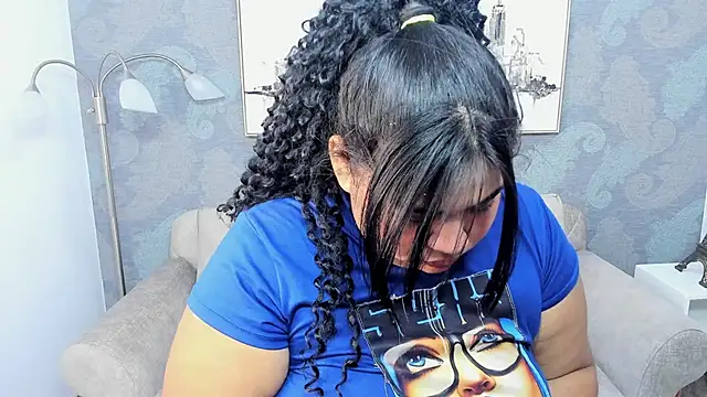 Sara clk online show from February 4, 8:36 pm