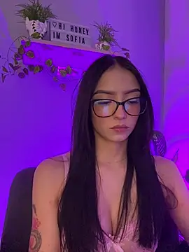 Im sofiaaa online show from May 1, 2:38 am
