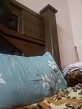 Bigtitsass81 online show from October 29, 12:29 pm