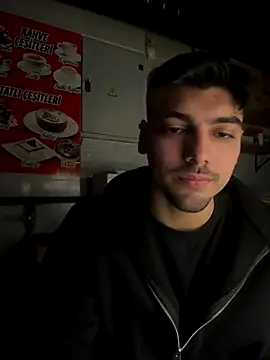 Snapshot of emir343475 chatting on November 13, 4:28 pm emir343475 online show from November 13, 4:28 pm