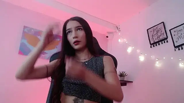 Snapshot of Shaira_OS chatting on October 19, 11:55 am Shaira OS online show from October 19, 11:55 am