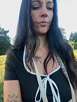 Snapshot of DarkestDreamxox chatting on July 4, 4:51 am DarkestDreamxox online show from July 4, 4:51 am