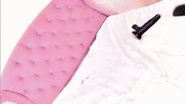 Snapshot of naughty_sweet_girls_sexts chatting on November 1, 5:59 pm naughty sweet girls sexts online show from November 1, 5:59 pm