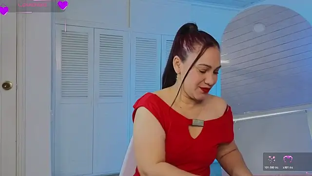 Snapshot of RubieBlaze chatting on November 28, 7:49 pm RubieBlaze online show from November 28, 7:49 pm