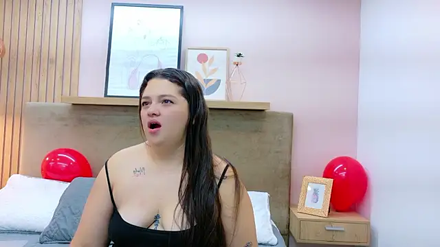 Tessa Stone online show from March 13, 3:46 am