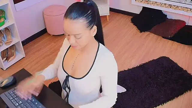 Miss koko  online show from July 6, 3:36 am