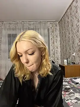 Snapshot of AlexandraXKitty chatting on February 22, 12:01 am AlexandraXKitty online show from February 22, 12:01 am