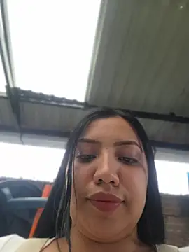 Snapshot of Lunaira_Deep chatting on July 18, 9:40 pm Lunaira Deep online show from July 18, 9:40 pm