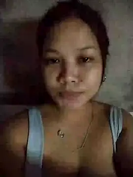Snapshot of xxsexytitsxx chatting on July 14, 5:51 pm xxsexytitsxx online show from July 14, 5:51 pm