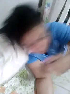 Cubanitaxxx online show from December 4, 7:55 pm