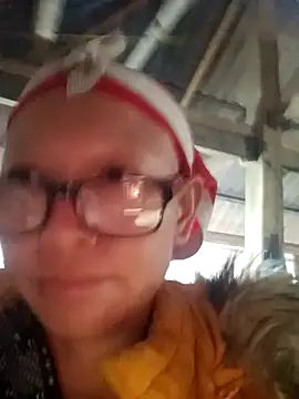 nui-show online show from November 3, 12:13 am