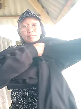 nui-show online show from November 20, 4:34 am