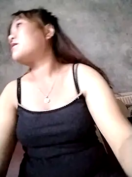 Snapshot of mai-cute chatting on October 25, 12:29 am mai-cute online show from October 25, 12:29 am
