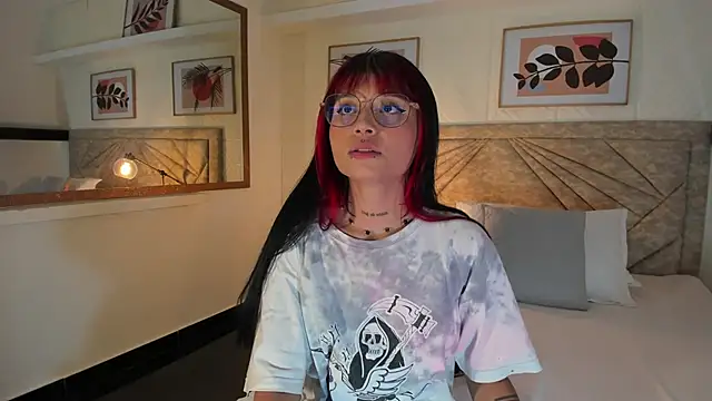 Emma duff online show from March 3, 7:42 pm