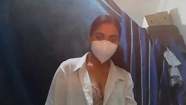 Snapshot of shainiasha1 chatting on June 7, 3:05 pm shainiasha1 online show from June 7, 3:05 pm