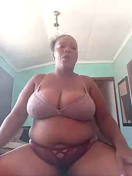 boobsqueenxo online show from March 11, 9:48 am