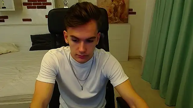 BradyFlint online show from October 21, 4:24 am