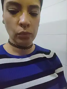 Snapshot of Natimiau chatting on November 5, 6:30 pm Natimiau online show from November 5, 6:30 pm