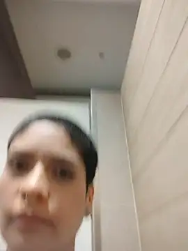 Snapshot of Natimiau chatting on November 8, 5:56 pm Natimiau online show from November 8, 5:56 pm