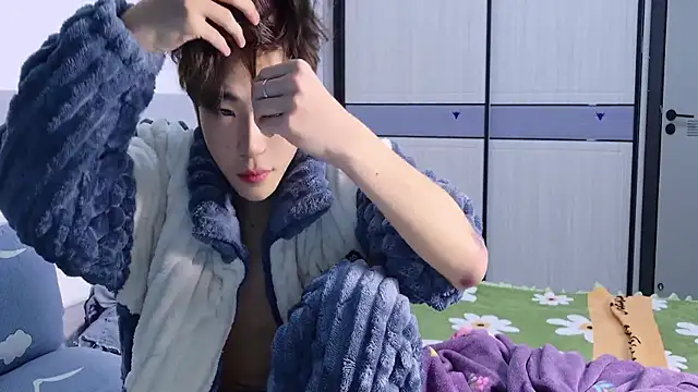 Stuffy-111 online show from October 27, 5:22 am