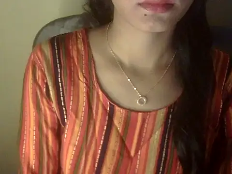 Shezi N online show from April 22, 1:01 pm